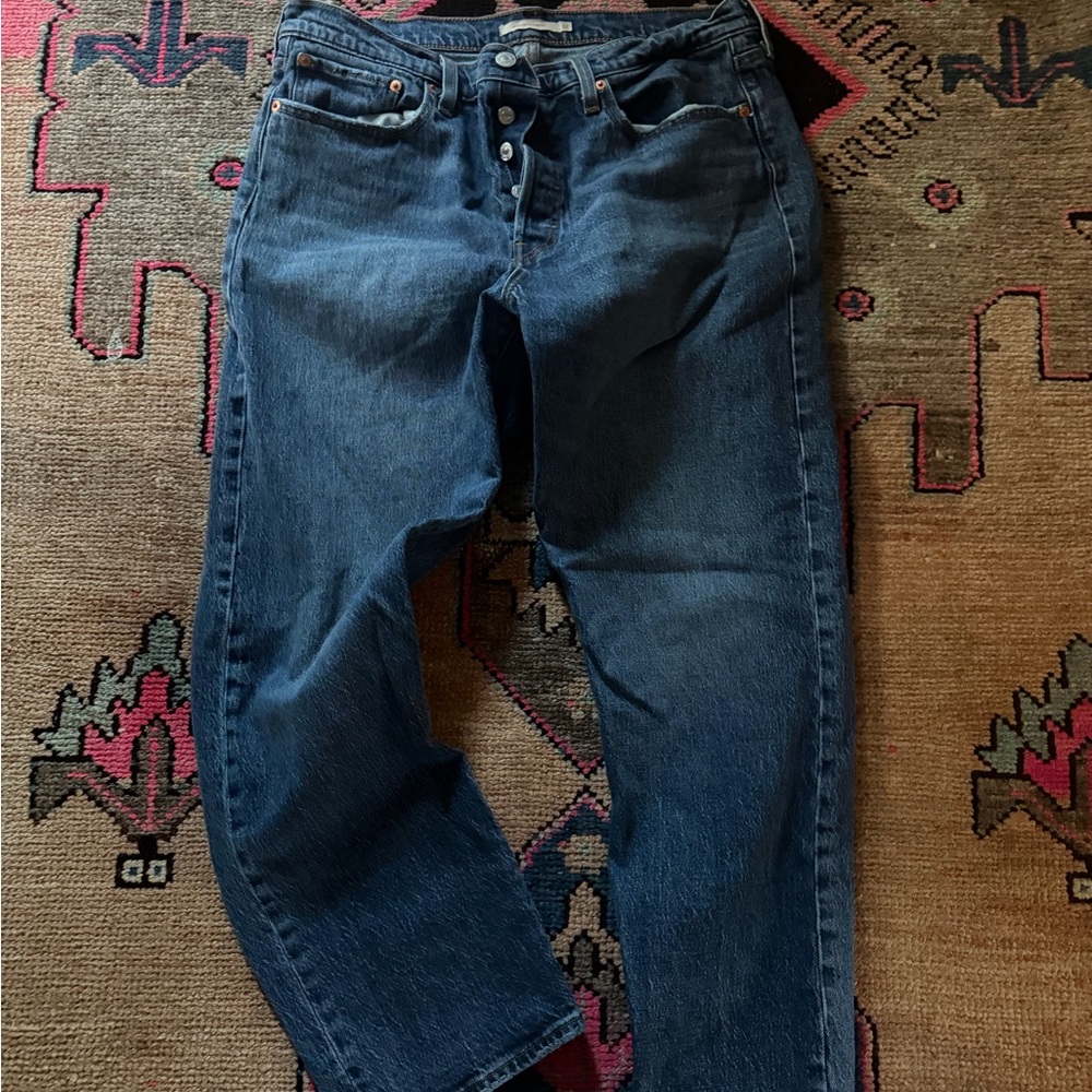 Levi's Women's Straight Leg Jeans in Indigo Blue Denim